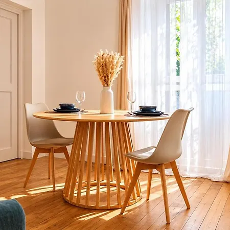 2 Pieces-renove-center-5 Min Du Rer-proche Paris Apartment Maisons-Laffitte